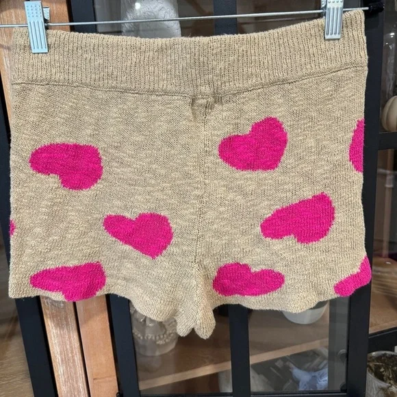 Beach Riot Beige Knit Heart-Print Lounge Shorts with Pink Hearts - Picture 5 of 9